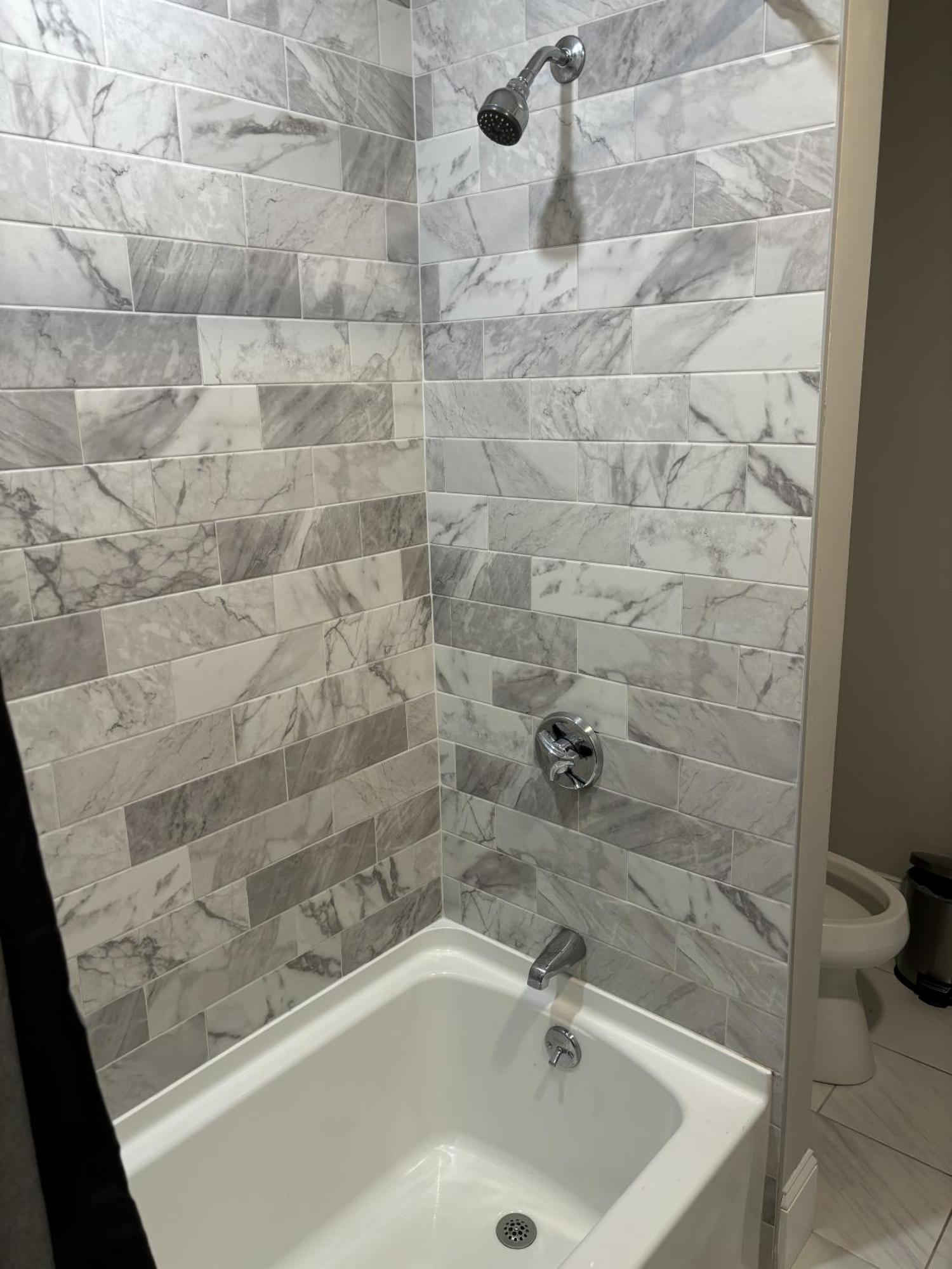 - - Near South - Jfk-umass Area Privatunterkunft